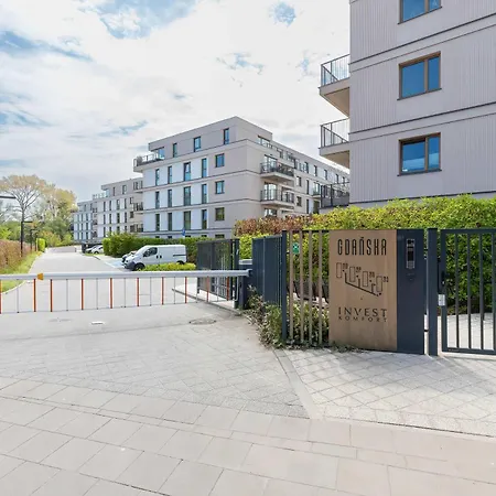 Elegant With Balcony & Air Conditioning In By Renters דירה *